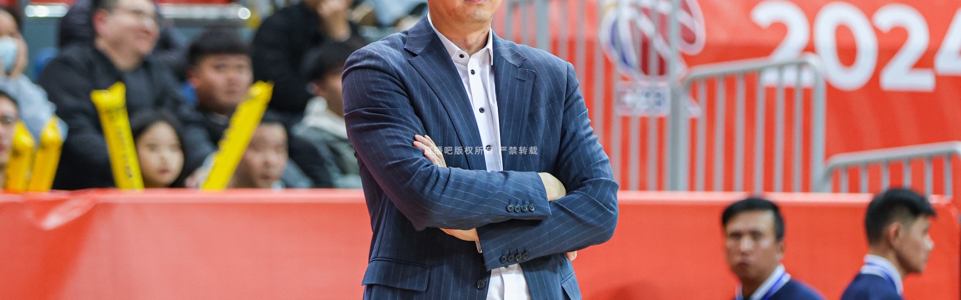 开云直播平台-间歇期是否会有外援变动？杜锋：等麦考尔回归 磨合磨合再看