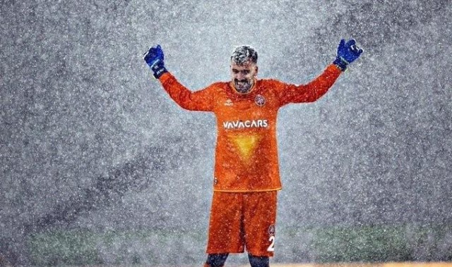 开云-喜欢穿2号的门将，国米和阿森纳0出场，当不了布冯接班人怪伤病？