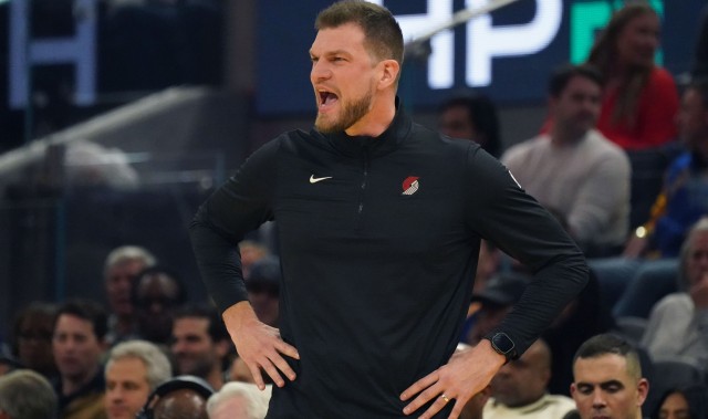 开云赛事中心-Stein：开拓者或在休赛期更换主教练 新老板在评估教练团队