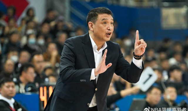 开云官方网站-94:78，北控集体打疯了！差距仅剩2场，5队抢最后一张季后赛门票|宁波队|里勒|联赛|闵鹿蕾|张庆鹏_新浪体育_新浪新闻