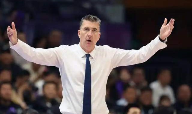 开云体育运营机构-CBA最新消息！曝布姆加盟新疆男篮，北京首钢大将正式复出